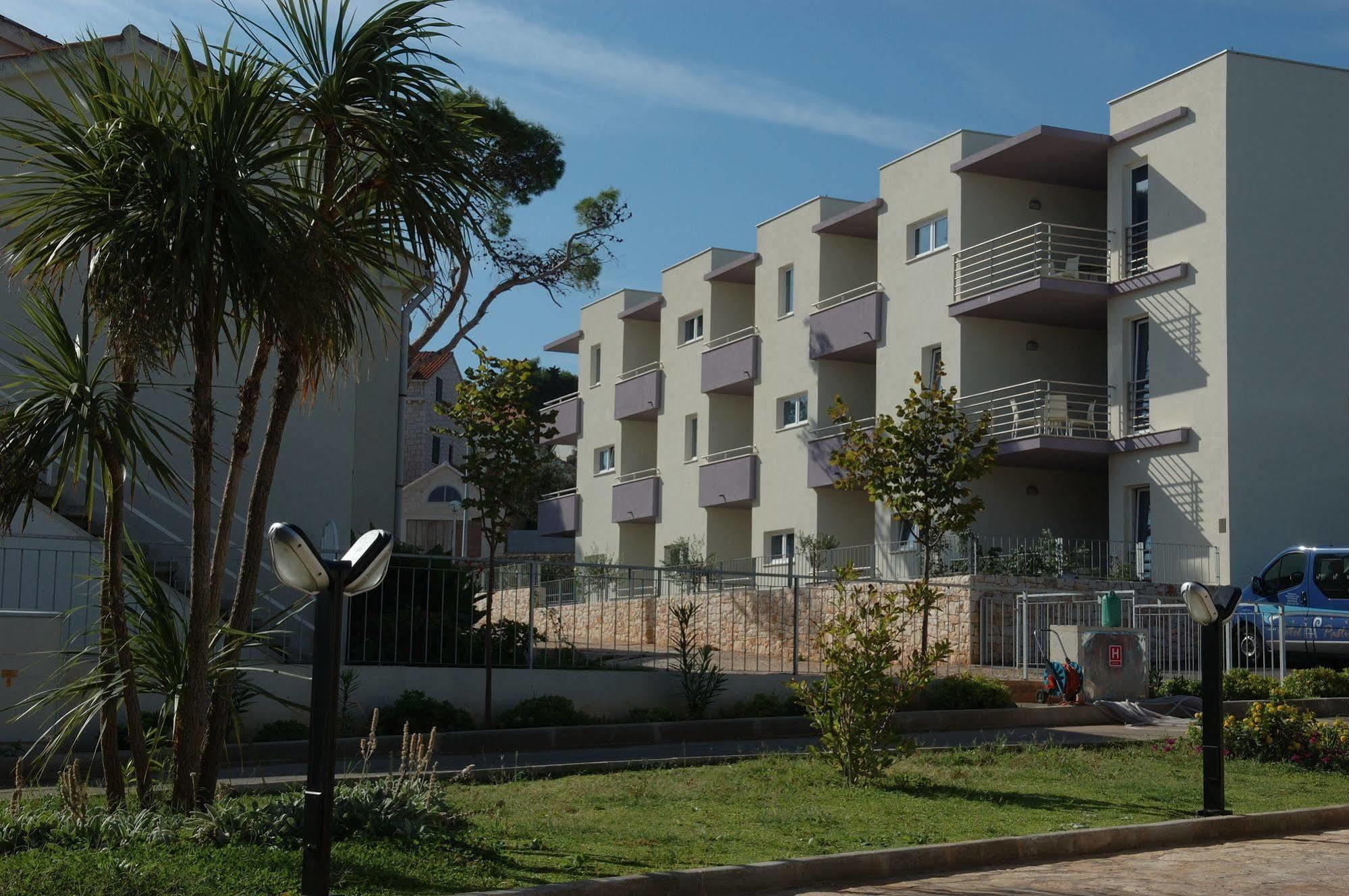 Apartmani Marija Postira Exterior foto
